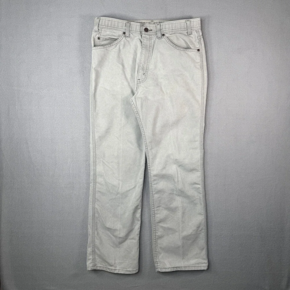 Vintage Levi's 43415-4556 Straight Leg Action Jeans 34x30 Brown Tab